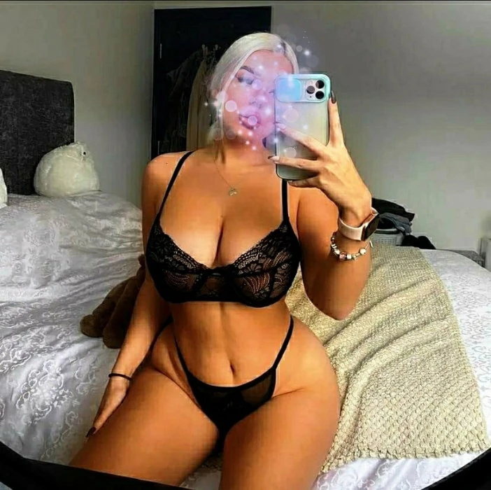 Alena, Escort, Rustavi