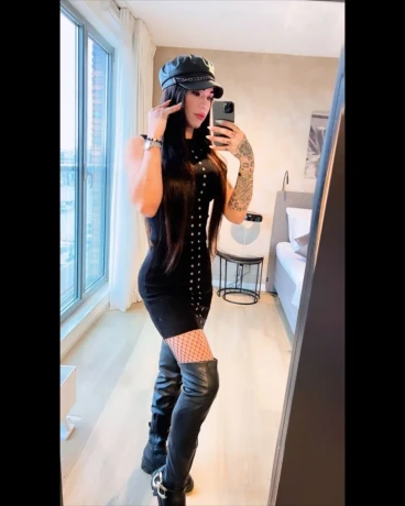 Isabella Amira — 6 / 9