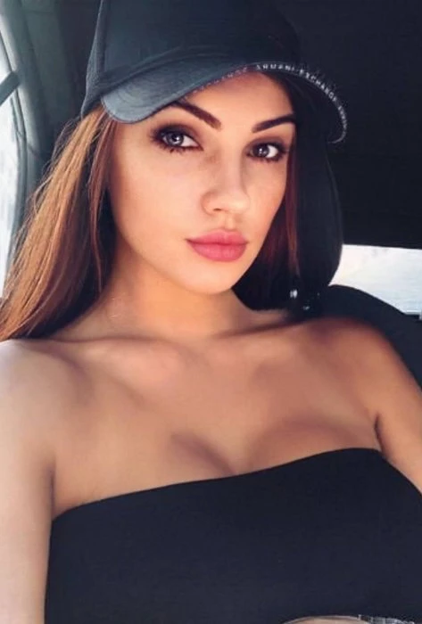 Ekaterina — 4 / 6
