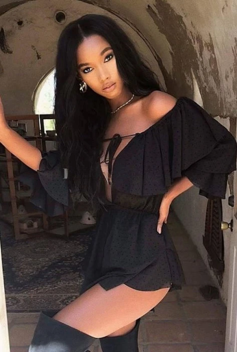 Gigi Lyra — 4 / 6