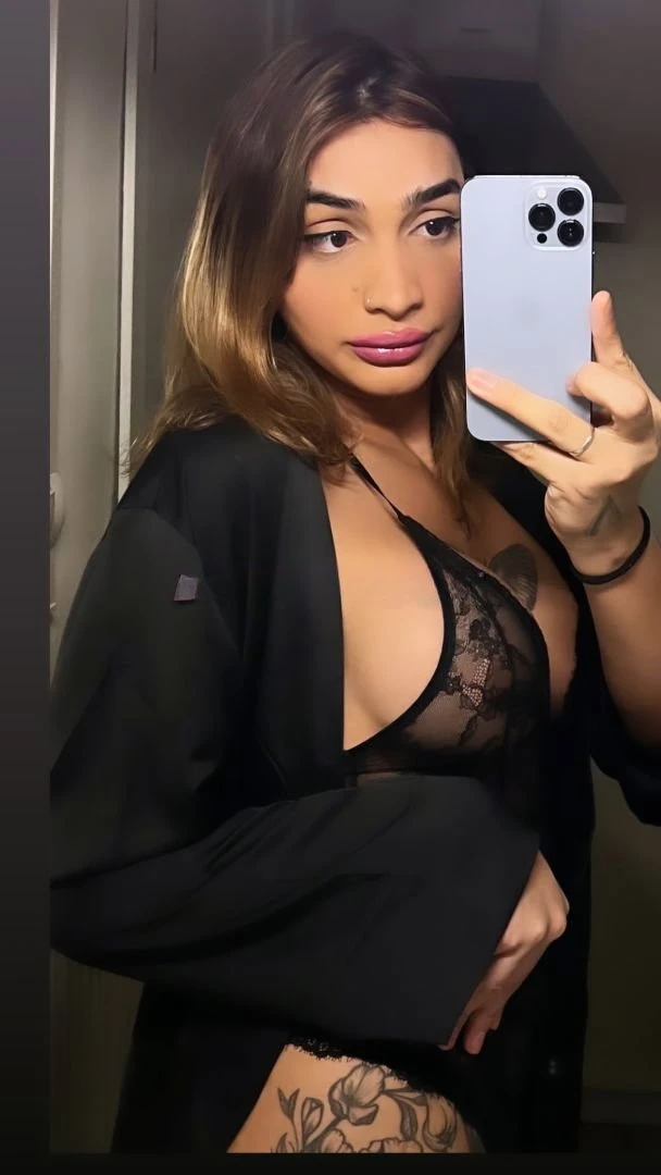 Emma — 6 / 12