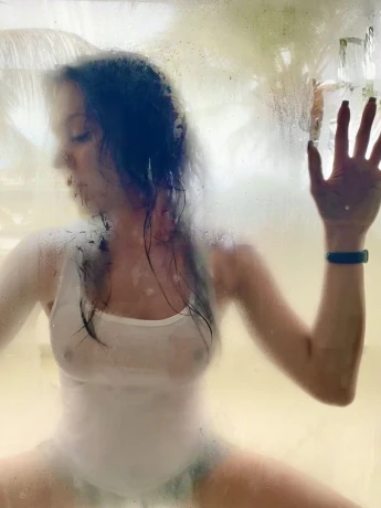 Emma Gasparian — 5 / 7