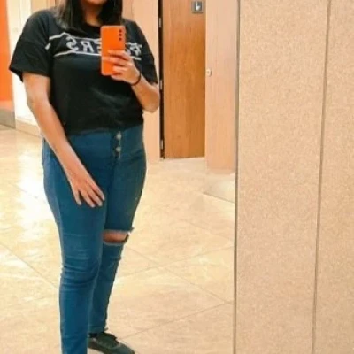 Komal, Escort, Mumbai