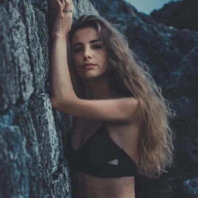 Nina Berry, Escort, Paris