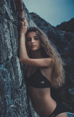 Nina Berry — 1 / 5
