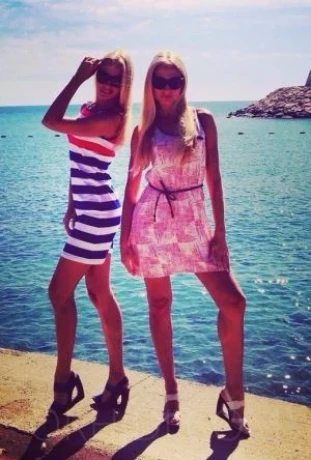 Lux Twins — 3 / 10