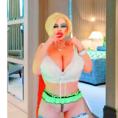 Moniqe, Escort, Miskolc