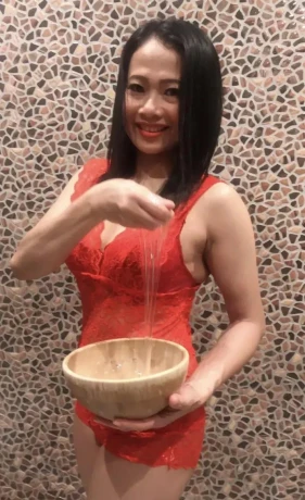 Mystique Thai Thai Top Massagesalon — 8 / 20