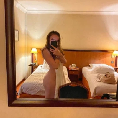 Olivia, Escort, Prague