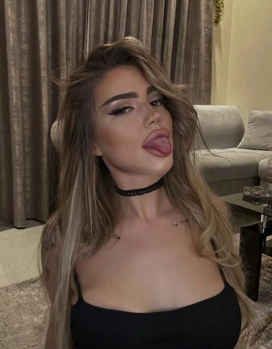 Karolina — 3 / 5