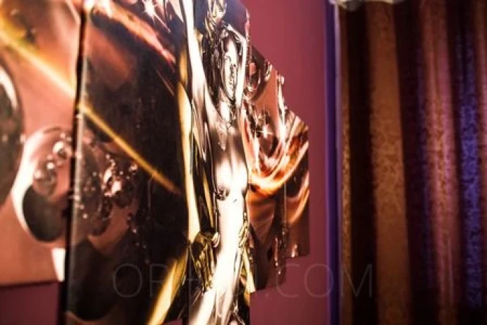 Glamour-Massage-Frankfurt — 9 / 20