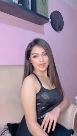 Erika Balqis — 4 / 7