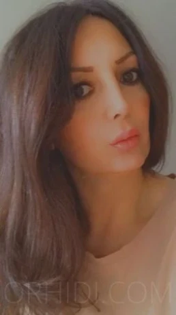 Gina aus Italien/Südtirol — 12 / 24