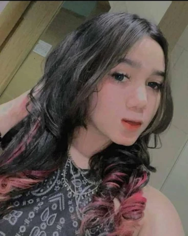 Amanda Putri — 1 / 3