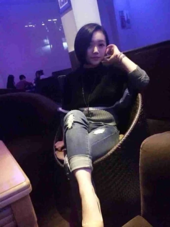 Asia Girl 18 — 1 / 3