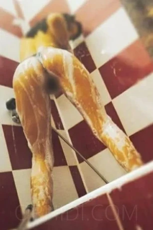 Sofia im Laufhaus 109 — 2 / 3