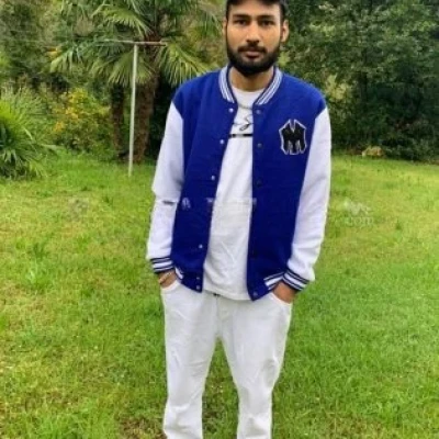 Afuu, Escort, Brescia