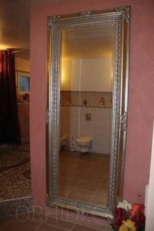 Thai Rose — 5 / 10