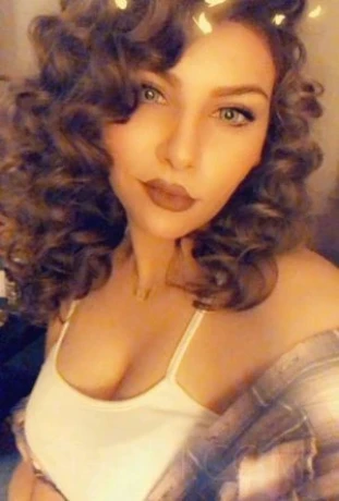 Arabic Girl — 6 / 10