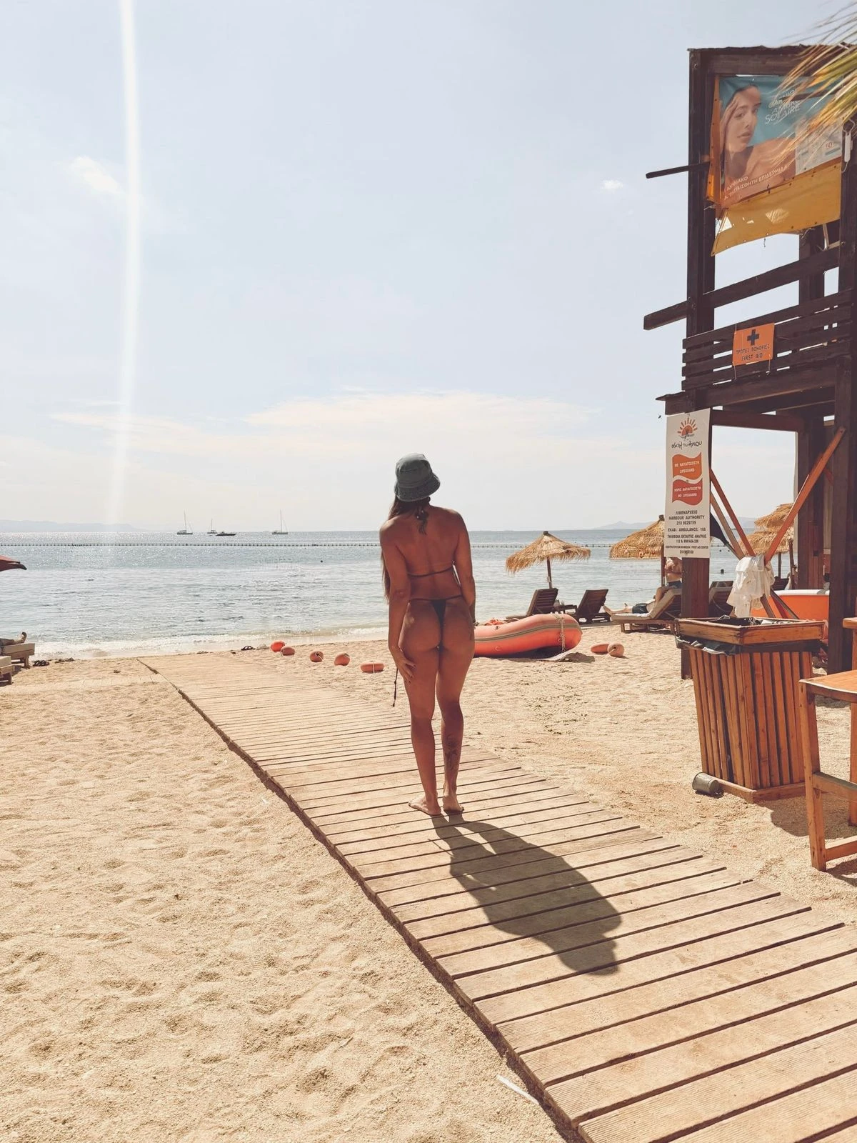 Laura — 8 / 13