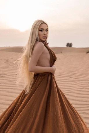 Николь — 18 / 46