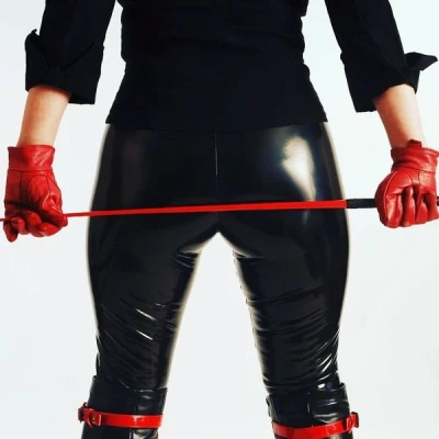 Madame Simone, Escort, Hamburg