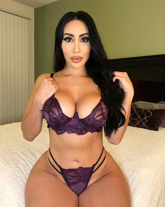Luara, Escort, Amman