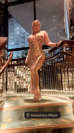 Civel venezuelan and mix woman  ❄️🥳🇻🇪 — 11 / 14