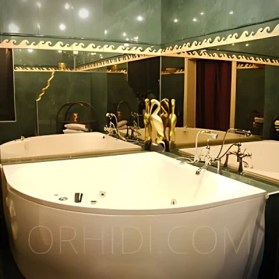 Casablanca im Urlaub, Escort, Verl