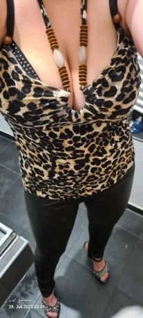 Lisa Black Angel — 1 / 3