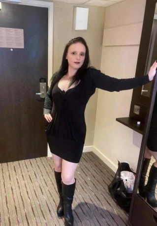 Brum Party girl — 4 / 5