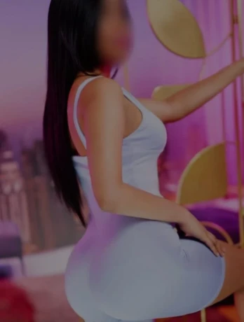 Jung Feucht Sexy Amber Hier Bekommst Du Geilen Sex Bj — 1 / 3