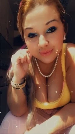 Ch*nel *GANZ NEU — 1 / 8