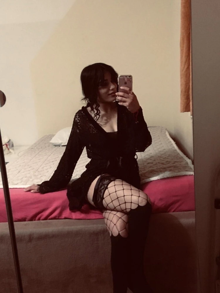 TINA — 3 / 6