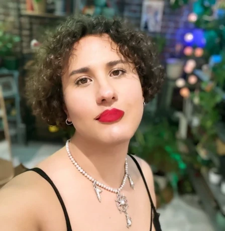 Hazal Yuksel — 1 / 3