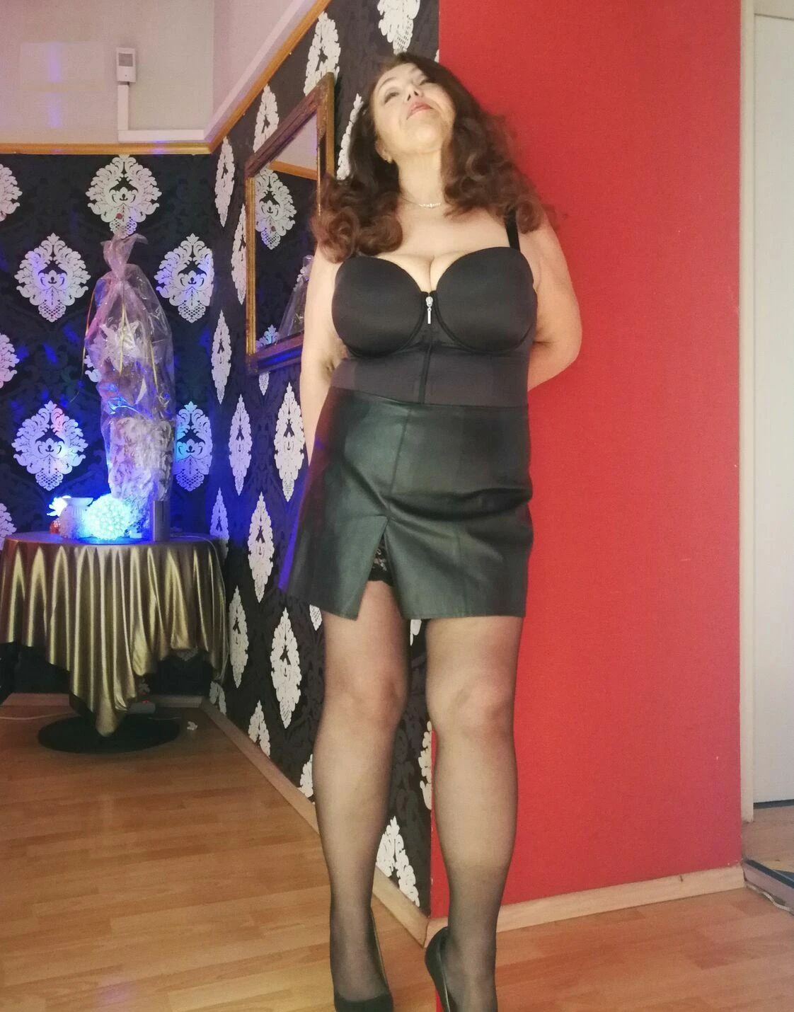 Reife Melonen, Escort, Vienna