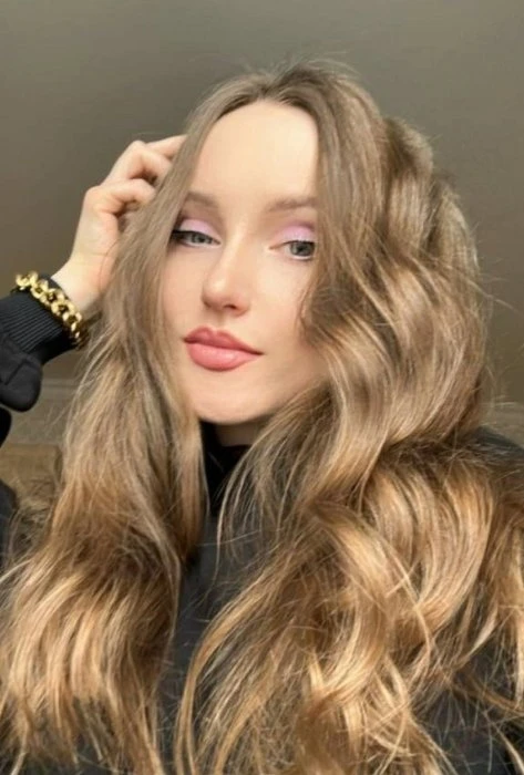 Karina — 6 / 8