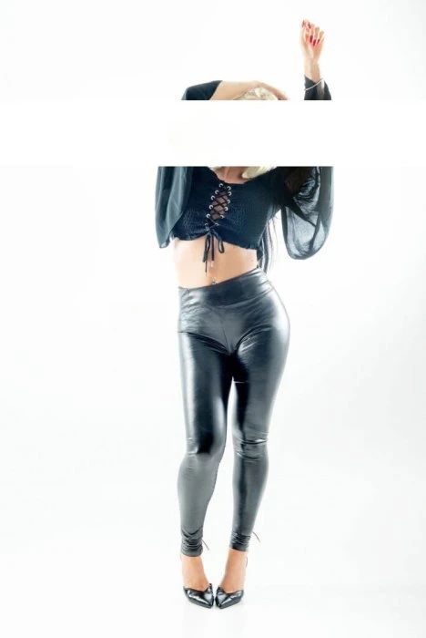 Bianca — 2 / 3