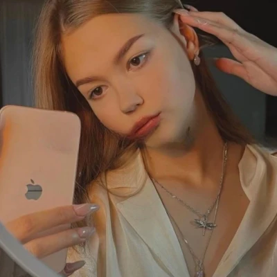 Eliska, Escort, Paris