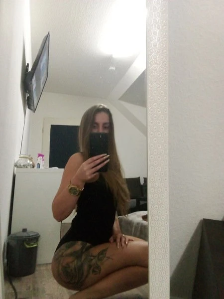 Mia, Escort, Kassel