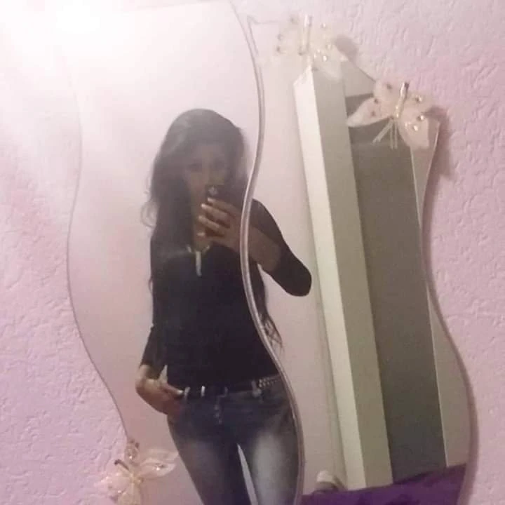 Sexy Elif — 2 / 3