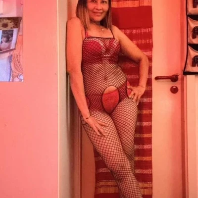 Wunderschoene Thai Frau Will Heisse Zeit Mit Dir Im Kuehlen Soutterain, Escort, Basel