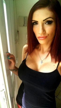 Pornostar Amina Danger — 4 / 6