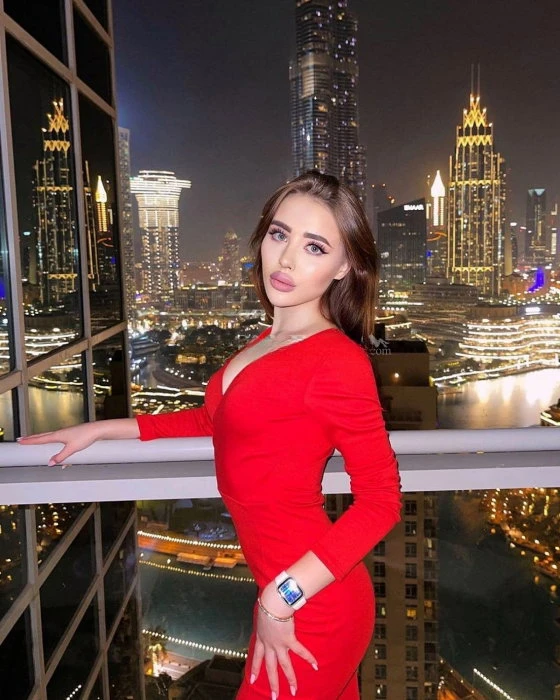 Dasha — 2 / 5