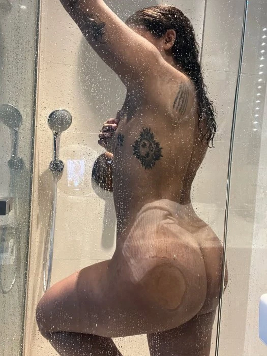 Valentina — 3 / 5
