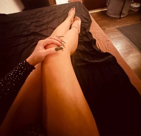 Lady Aylin Köln — 12 / 24