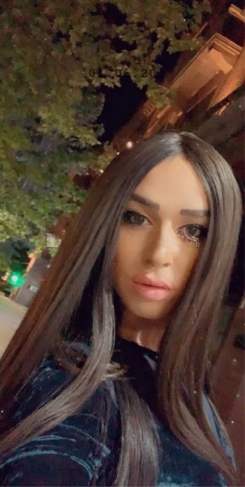 Vika — 2 / 5