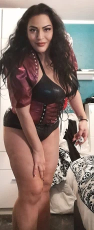 Lady Aradia — 2 / 20