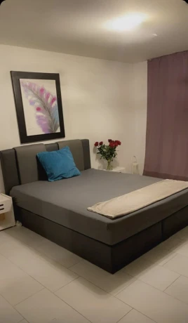 Winterthur Toess Top Zimmer Diskret Habitacion De Alquiler Diskreta — 1 / 3