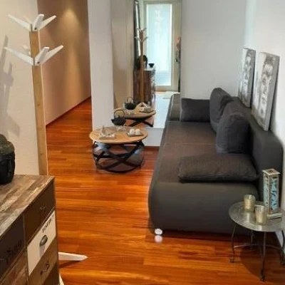 Eidgenossin Patricia Privat Naehe Schoenenwerd, Escort, Solothurn